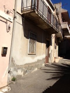 Casa indipendente in Vendita in Via Bellini a Messina