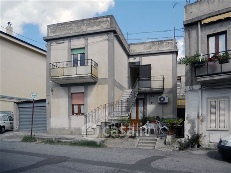 Appartamento in Vendita in Via Provinciale per Armo-Gallina 115 a Reggio Calabria