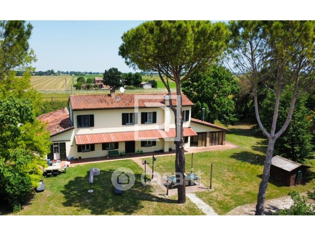 Villa in Vendita in Via Argine Destro Ronco 196 a Ravenna