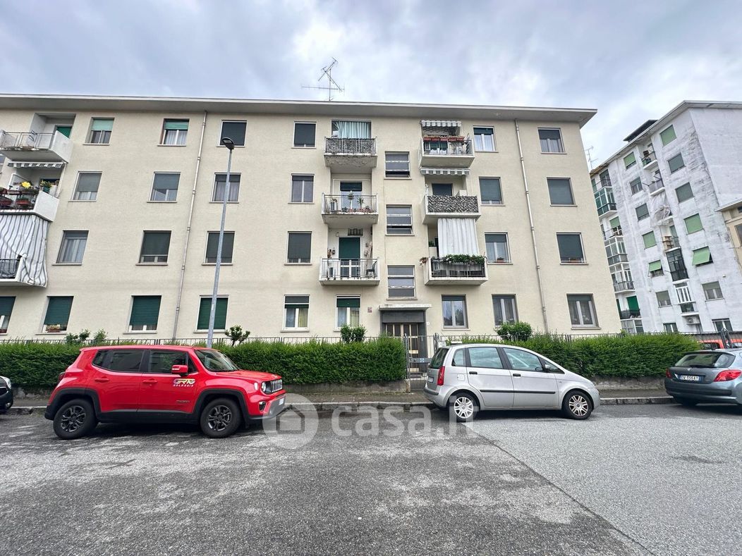 Appartamento in Vendita in Piazza Cesare Battisti 9 a Vercelli