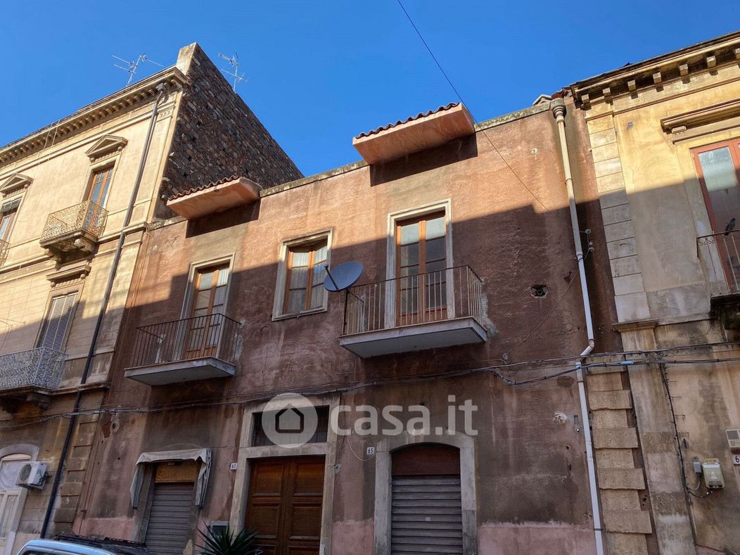 Stabile / Palazzo in Vendita in Via D'Amico 63 a Catania