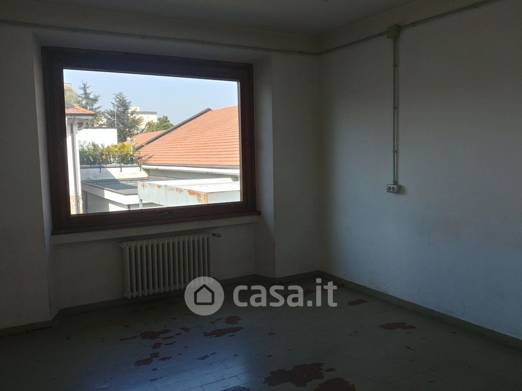 Appartamento in Affitto in Via Zara a Monza