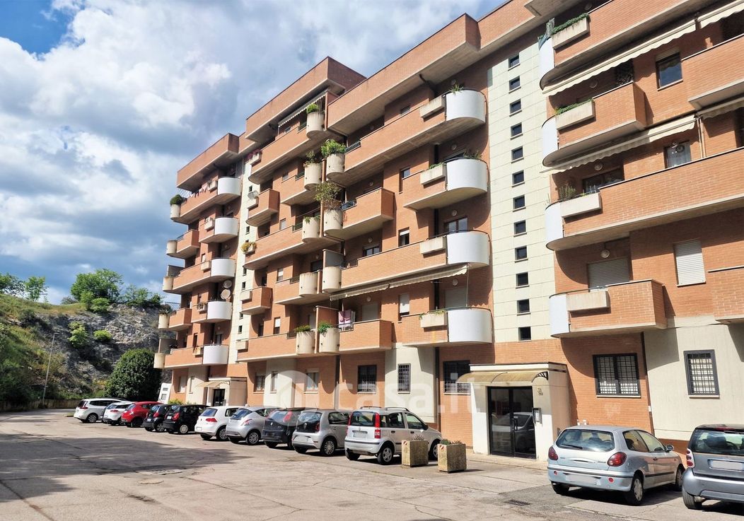 Appartamento in Vendita in Via Francesco Alunni Pierucci 33 a Perugia