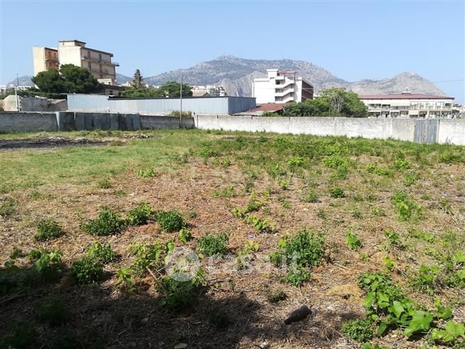 Terreno edificabile in Vendita in Fondo Caminneci a Palermo