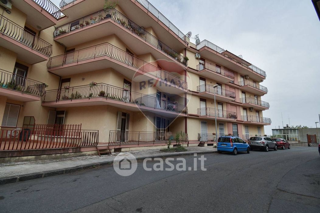 Appartamento in Vendita in Via Carroti 68 a Santa Venerina