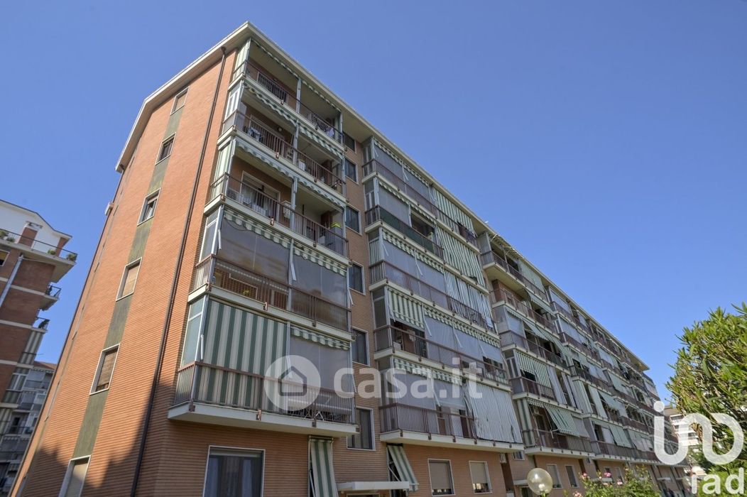 Appartamento in Vendita in Via Lanzo 175 a Torino