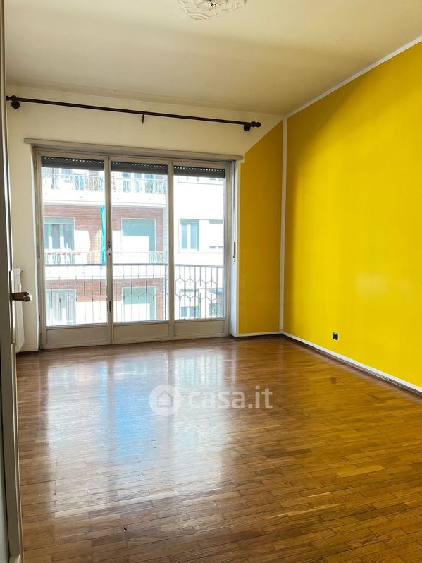 Appartamento in Vendita in Via Oslavia 62 a Torino