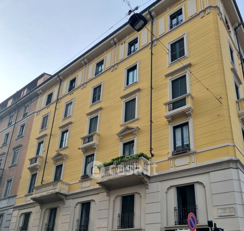 Appartamento in Affitto in Via Alessandro Volta 21 a Milano