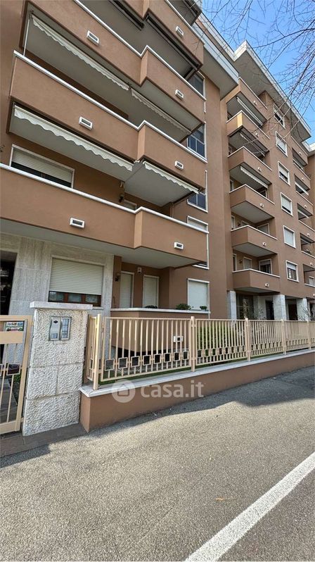 Appartamento in Affitto in Via Martiri della Resistenza a Piacenza