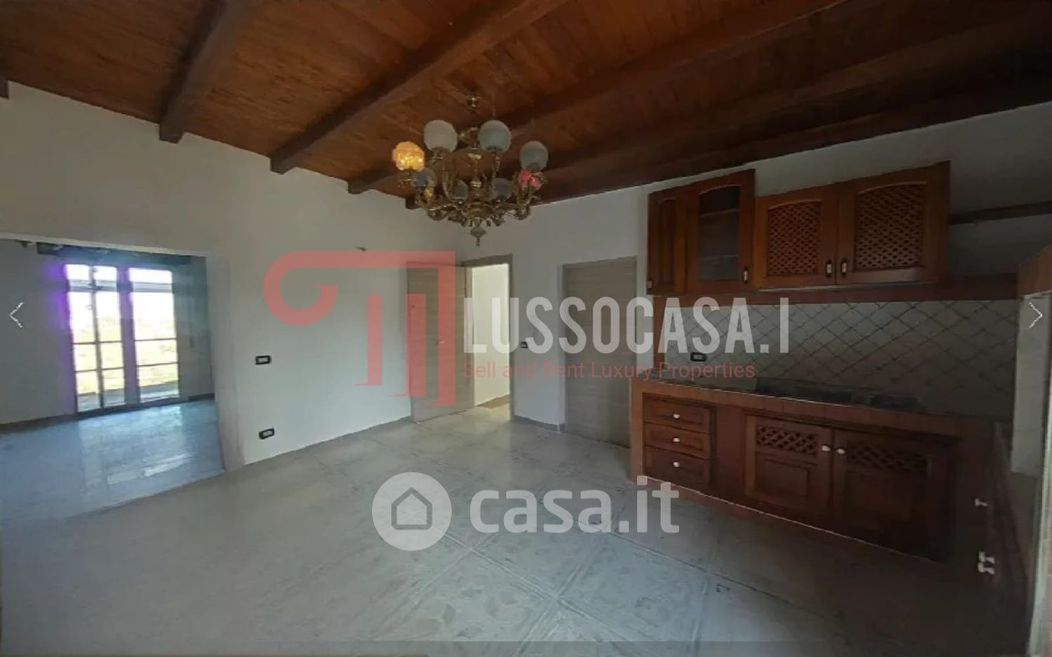 Appartamento in Vendita in Via Benedetto D'acquisto a Altavilla Milicia