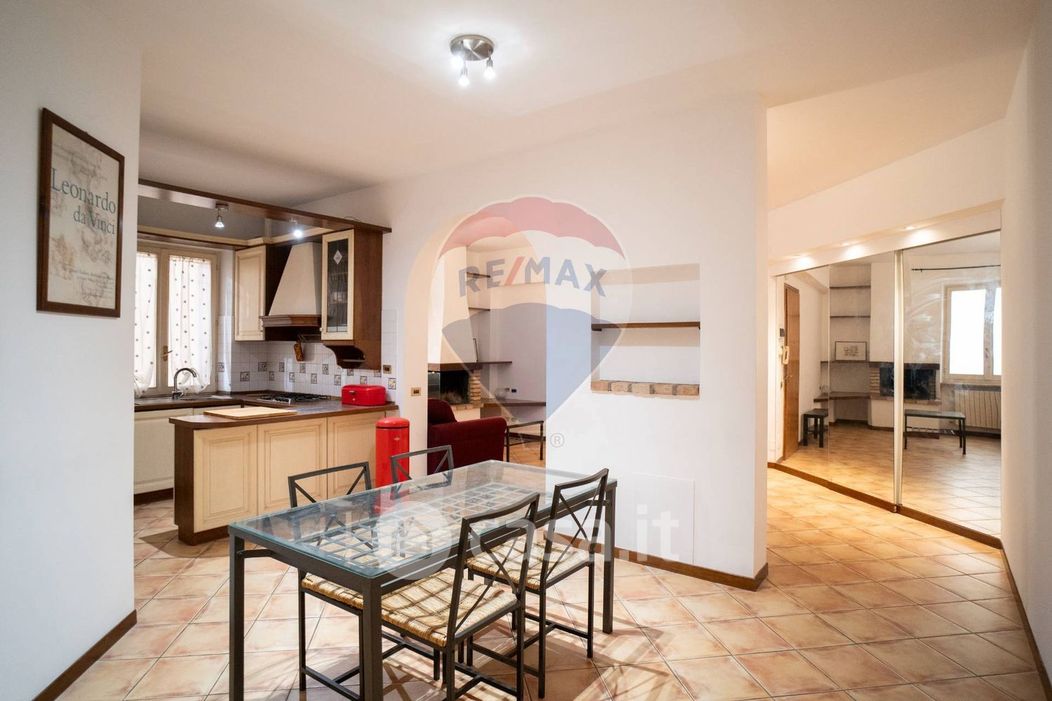 Appartamento in Affitto in Corso Giuseppe Mazzini 38 a Ancona