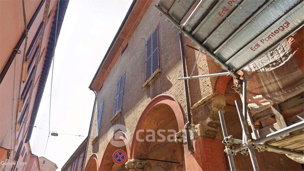 Casa Bi/Trifamiliare in Vendita in Via Cesare Battisti 23 a Bologna