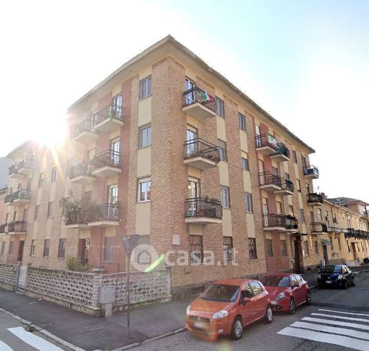 Appartamento in Vendita in Via Giacomo Battistini 36 a Novara