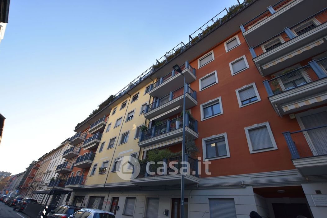 Appartamento in Vendita in Via Francesco Brioschi 74 a Milano