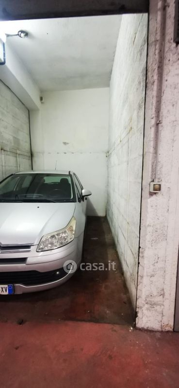 Garage/Posto auto in Vendita in Largo Benedetto Bompiani a Roma