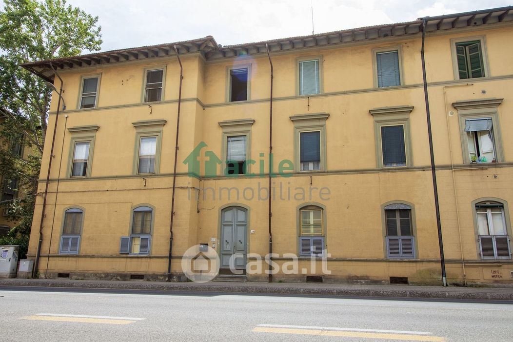Appartamento in Vendita in Via Carlo Matteucci 12 a Pisa
