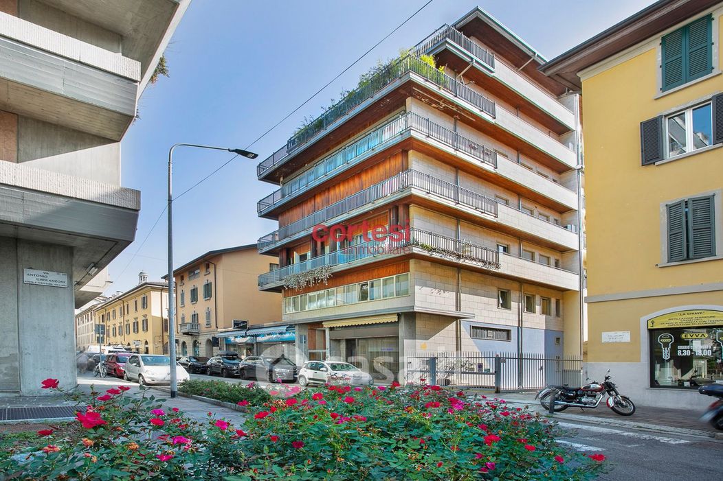 Appartamento in Vendita in Via Guglielmo D'Alzano 6 B a Bergamo