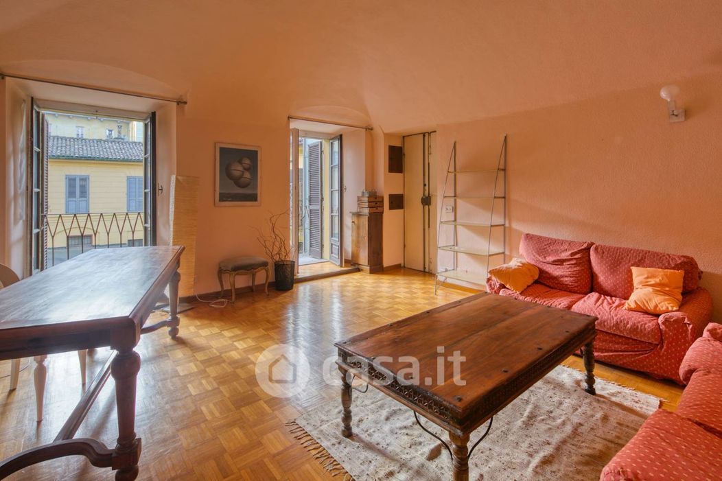 Appartamento in Vendita in Via Antonio Gramsci 12 a Torino