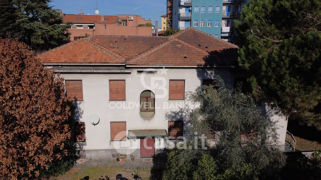 Villa in Vendita in Via Bolzano 47 a Cologno Monzese