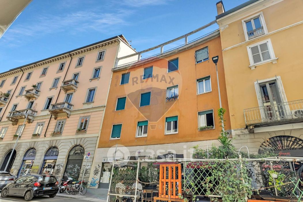 Appartamento in Vendita in Via Gian Giacomo Mora 5 a Milano