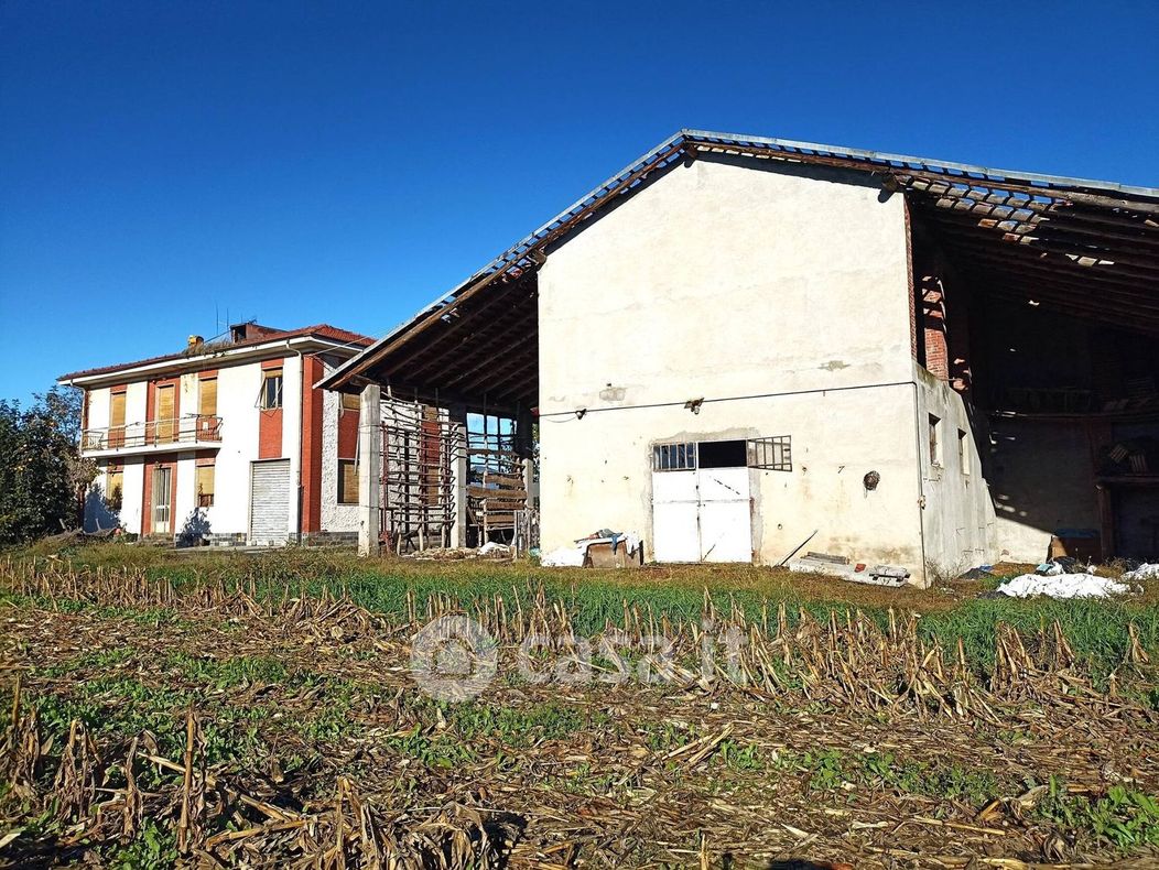 Casa indipendente in Vendita in a Cuneo