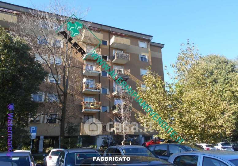 Appartamento in Vendita in Viale Giovanni Suzzani 300 a Milano