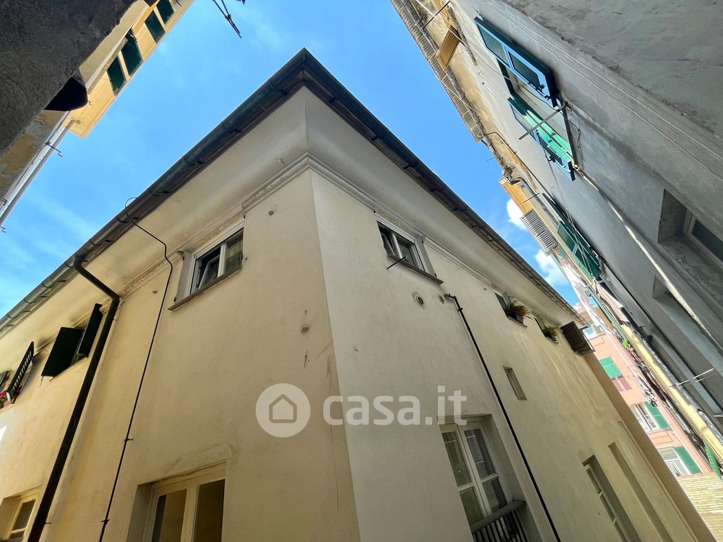 Appartamento in Vendita in Vico Dietro Il Coro di San Cosimo a Genova
