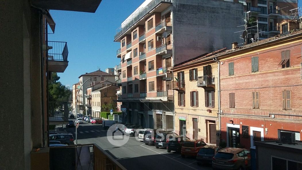 Appartamento in Vendita in Via Roma a Macerata