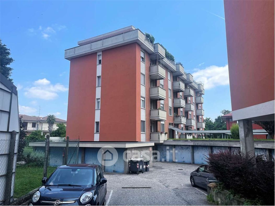 Appartamento in Vendita in Via Turbigo a Novara