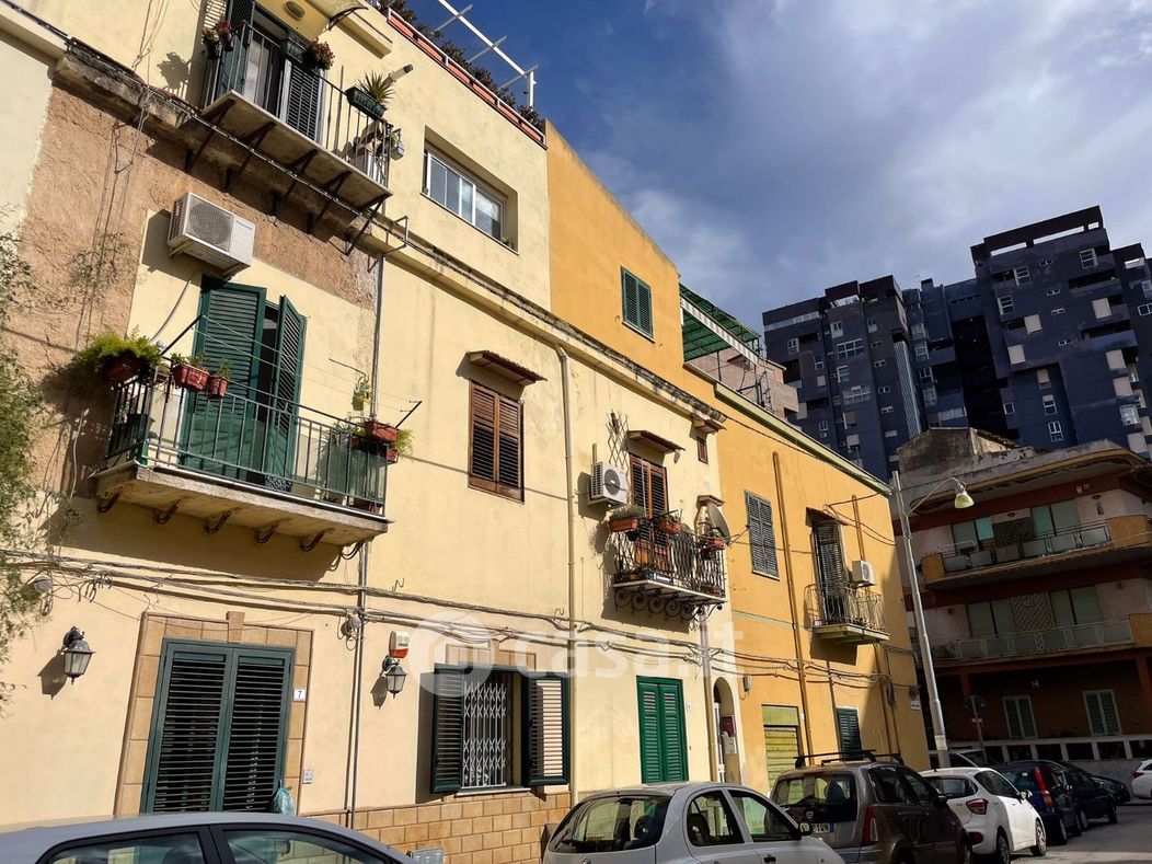 Appartamento in Vendita in Via Antonio Giovanni Viperano 5 a Palermo