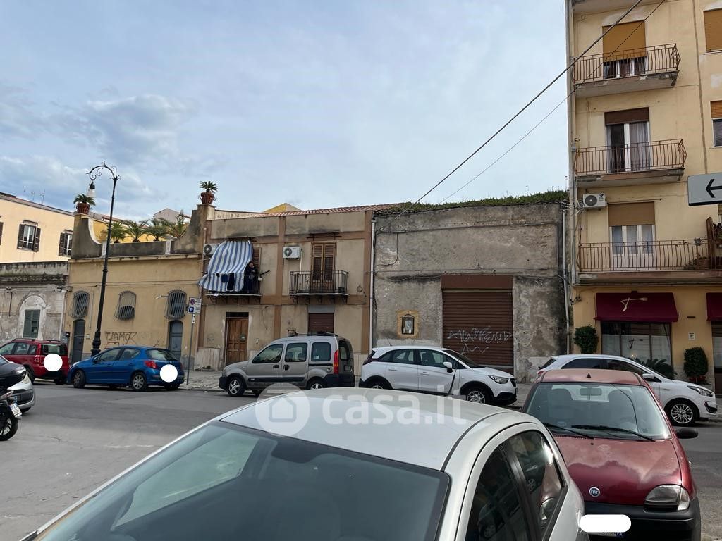 Negozio/Locale commerciale in Vendita in Via Gaetano Filangeri 20 a Palermo