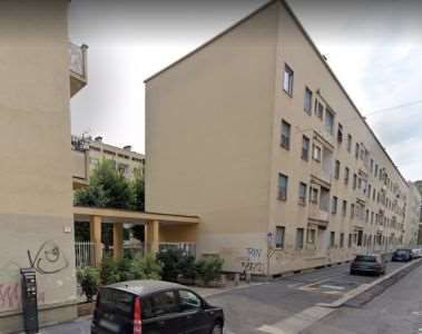 Appartamento in Vendita in Via Dalmazio Birago 4 a Milano
