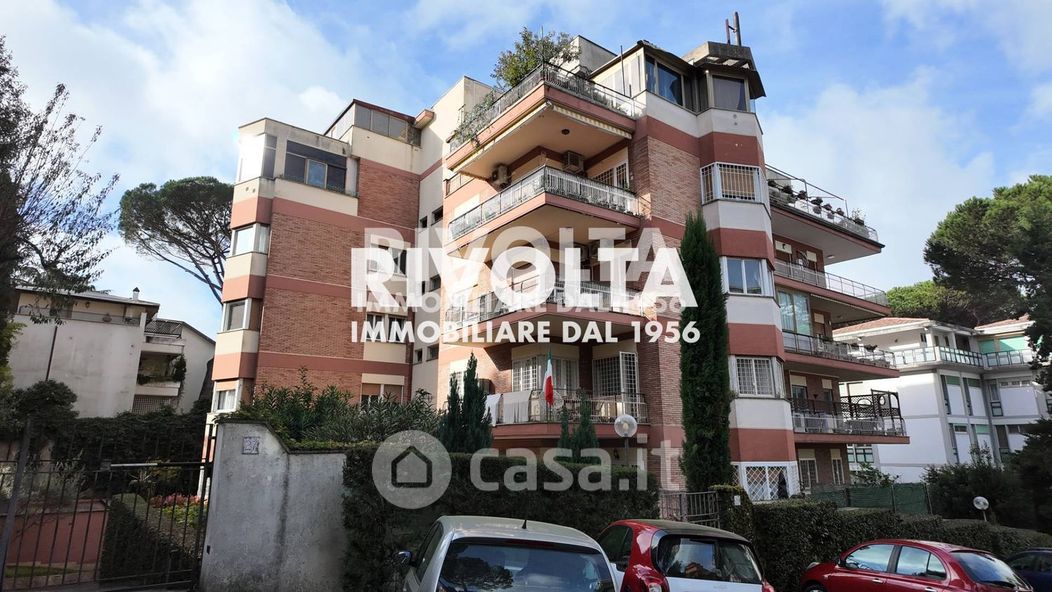 Appartamento in Vendita in Via Palestrina a Roma