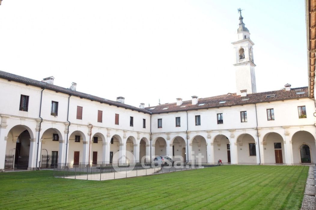 Ufficio in Vendita in Contrà Santa Caterina a Vicenza