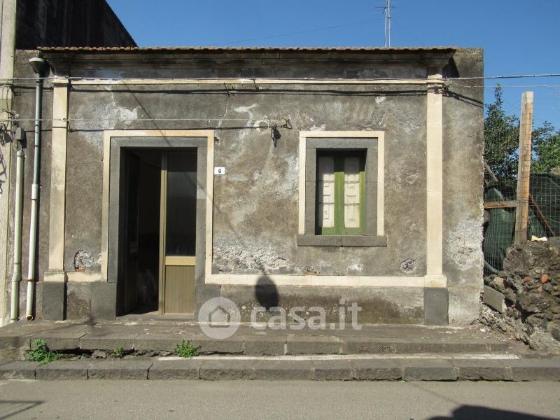 Casa indipendente in Vendita in Via Umberto I a Piedimonte Etneo