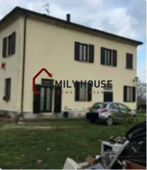 Casa indipendente in Vendita in Via del Sale 1 a Ravenna