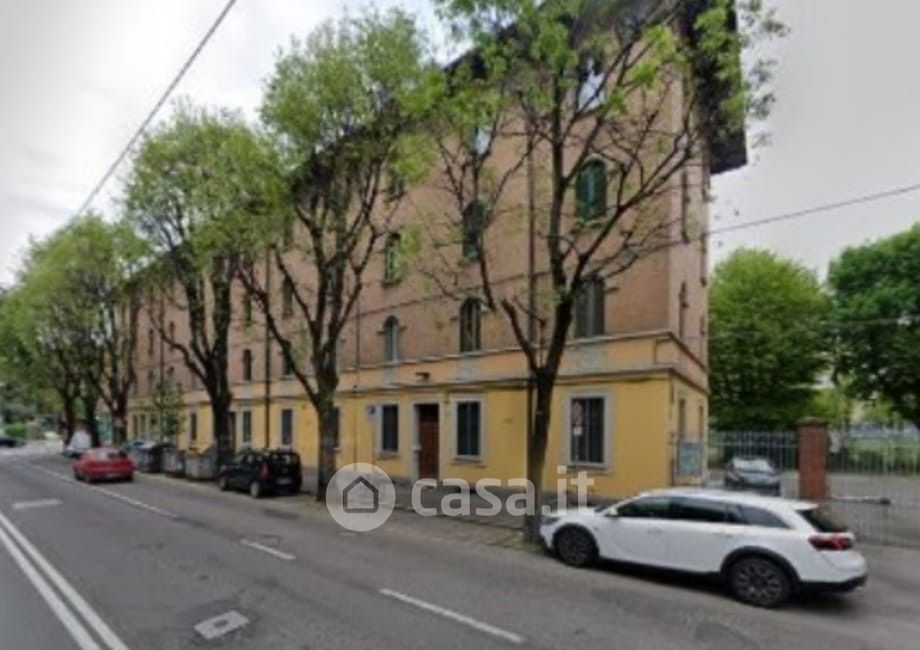 Appartamento in Vendita in Via Giovanni Francesco Barbieri a Bologna