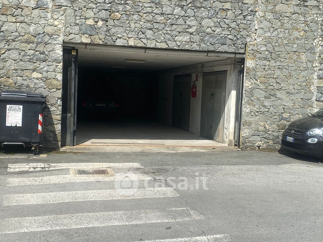 Garage/Posto auto in Vendita in Via Castagneto Seià a Camogli