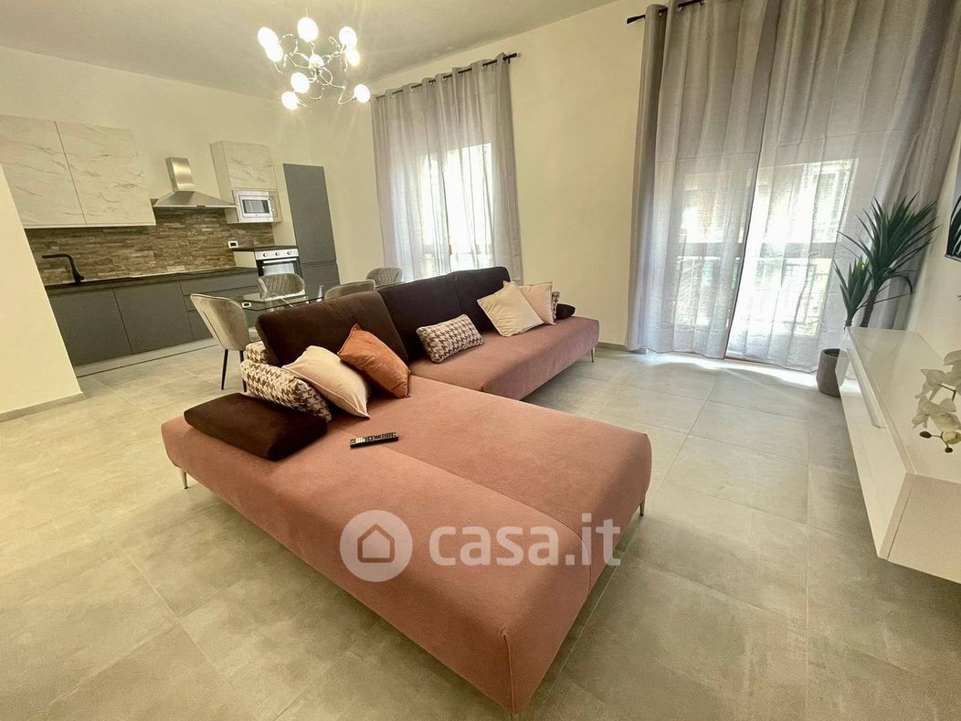 Appartamento in Vendita in Via Passo Buole 177 a Torino