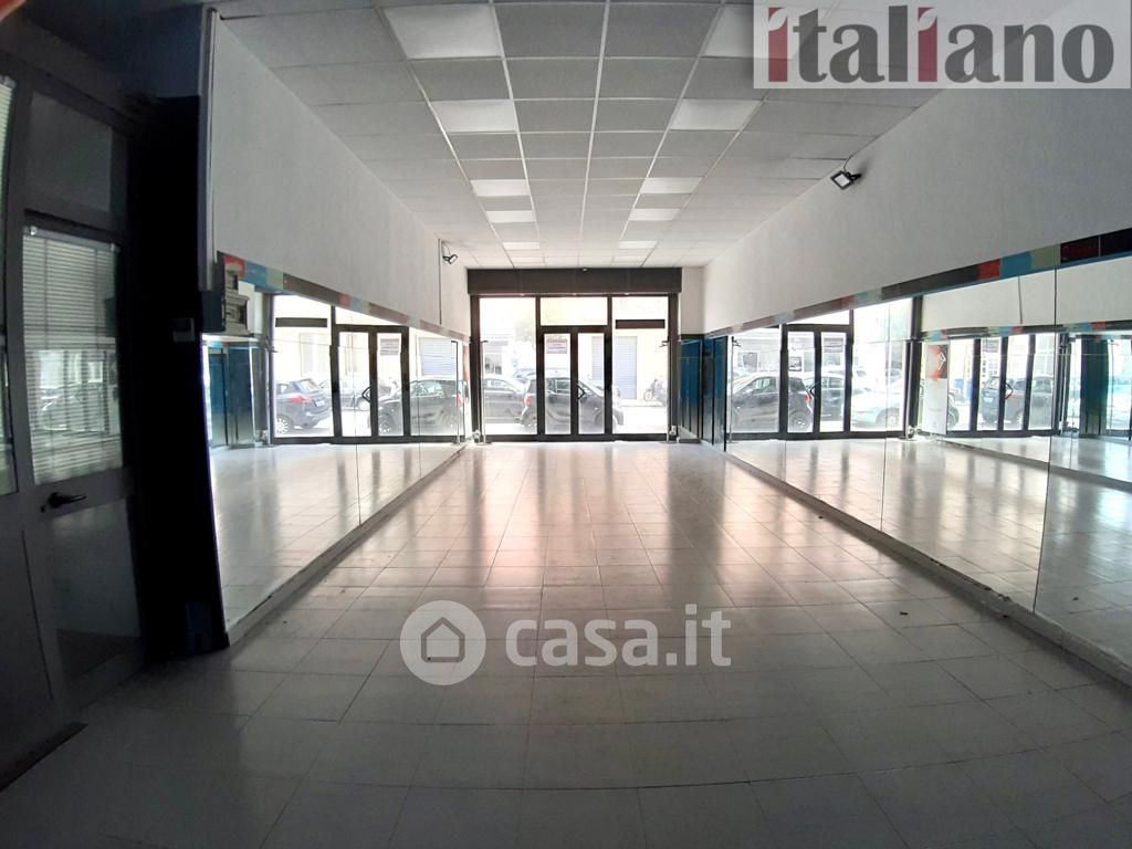 Negozio/Locale commerciale in Affitto in Via Colonnello F. Magistri a Milazzo