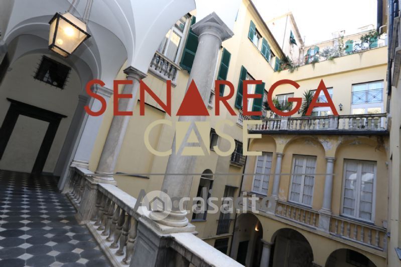 Appartamento in Vendita in Via di San Bernardo a Genova