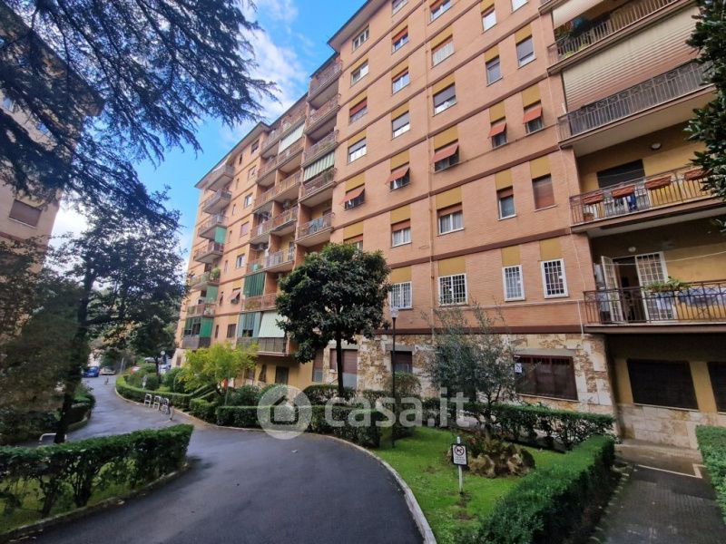 Appartamento in Vendita in Via di Valle Aurelia a Roma