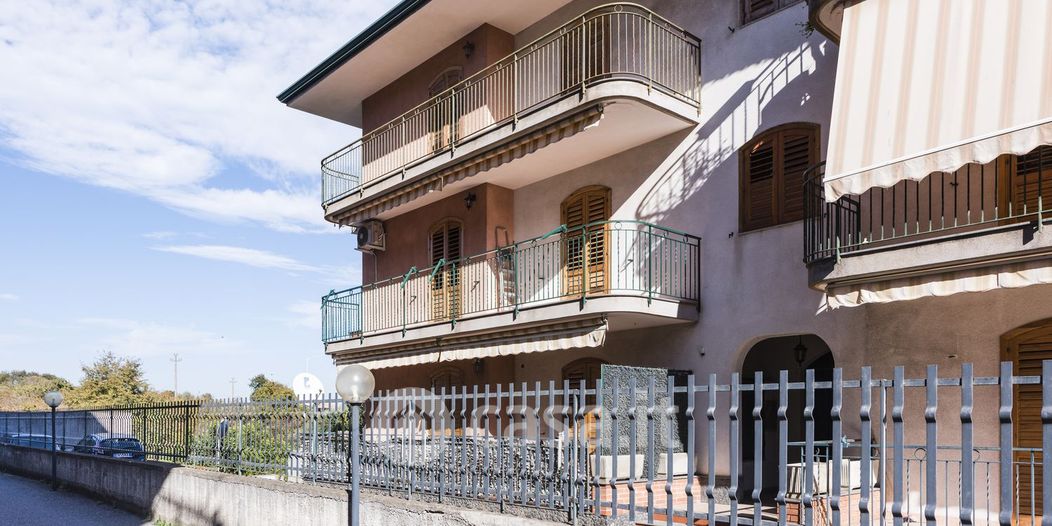 Appartamento in Vendita in Via San Giuseppe San Filippo 69 b a Aci Catena