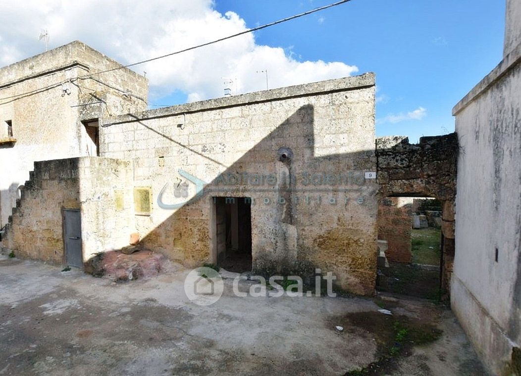 Rustico/Casale in Vendita in a Castrignano del Capo