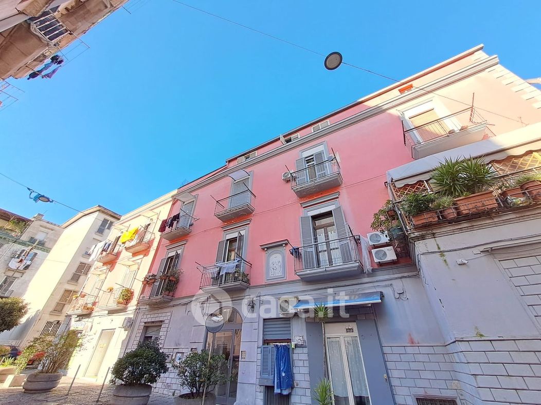 Appartamento in Vendita in Via Bosco di Capodimonte a Napoli