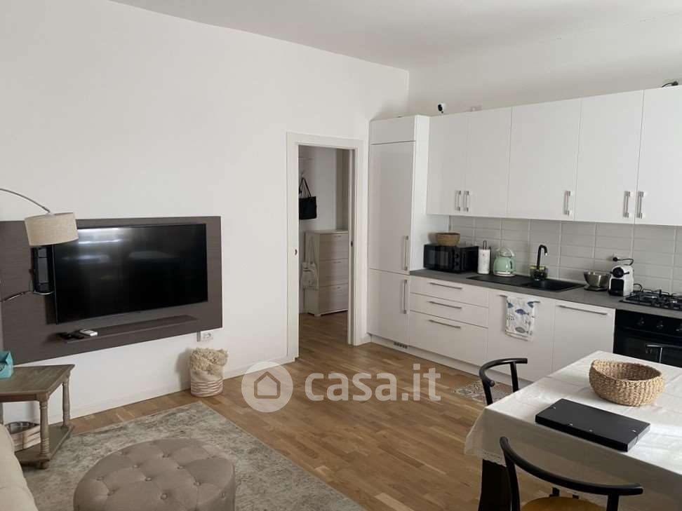 Appartamento in Vendita in Ripa di Porta Ticinese 13 a Milano