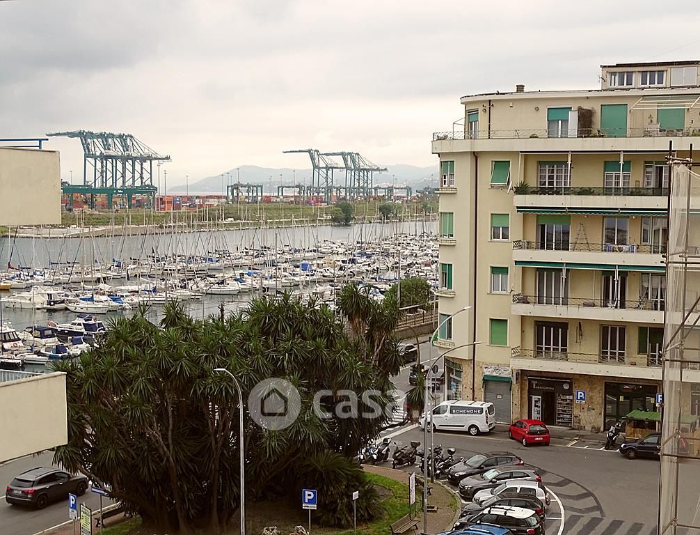 Appartamento in Vendita in Piazza Lido di Pegli a Genova