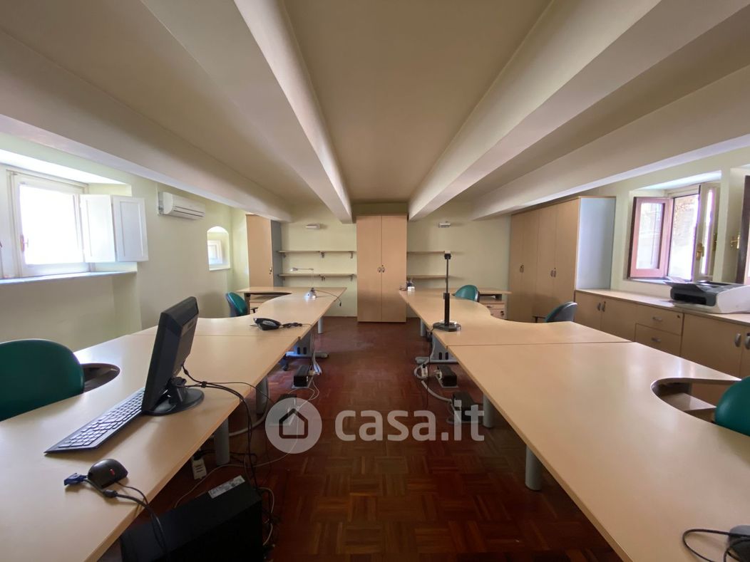 Ufficio in Affitto in Via Conte Ruggero 99 a Catania