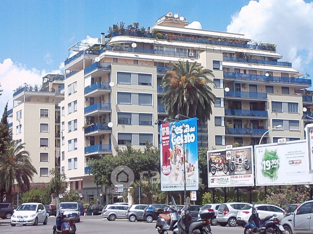 Ufficio in Affitto in Via delle croci a Palermo