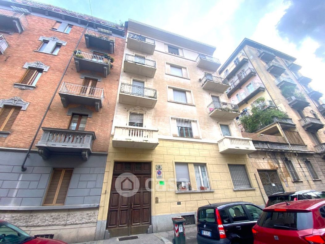 Appartamento in Vendita in Via Buronzo 13 a Torino